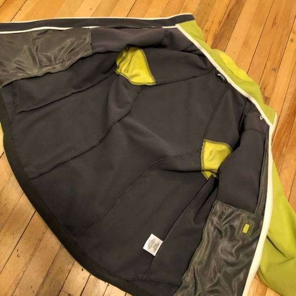 MEC running jacket - never worn, fits like a m/l - Picture 3 of 12